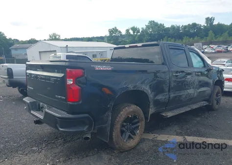 2021 Chevrolet Silverado K1500 Trail Boss Custom z USA, uszkodzony, nr VIN 1GCPYCEH5MZ241478